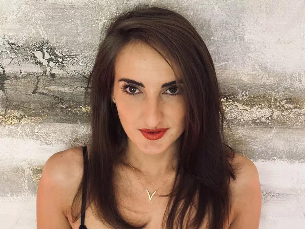 Offline LauraRiccoo on LiveJasmin