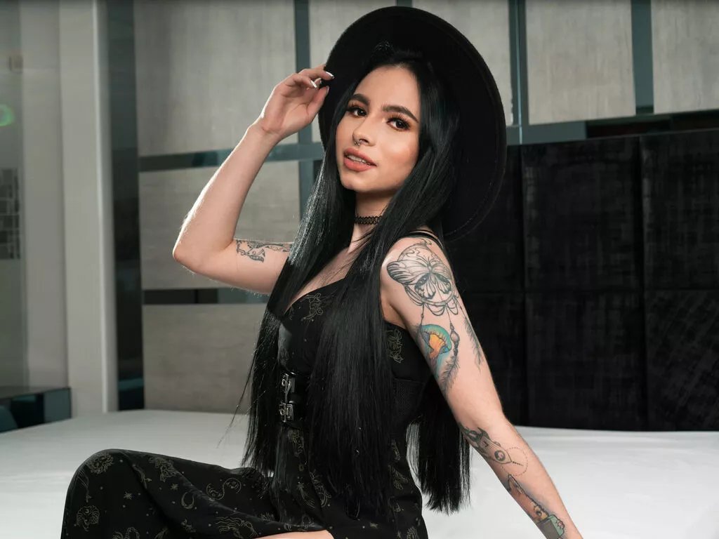 LiveJasmin VivianBasset is Freechat VivianBasset — I admit I love all things anime ! I love to watch it and discuss it. But I am also open to new experiences and love knowing people that show me different ways to enjoy life! Experimenting and discovering are my definitely my biggest passion!