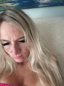 Freechat _Rapunzel_ on StripChat