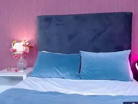 Alahia_Monroe — juego de mamadas