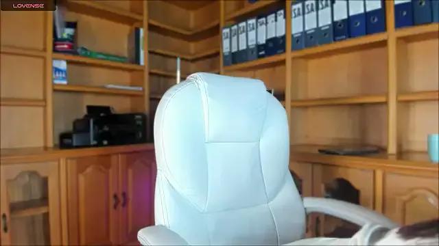 Freechat AlessiaLondon on StripChat