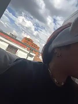Alice_surprise — NAKED SCISSOR CUM HARD & SHOW ASS