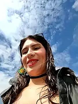 Freechat Alysson-- on StripChat