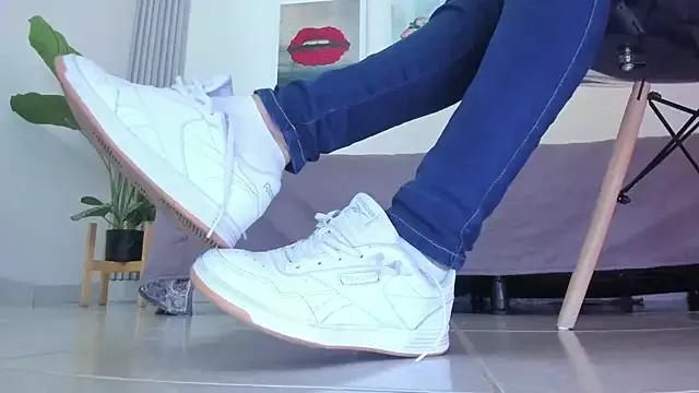 Freechat Angela_donnato on StripChat