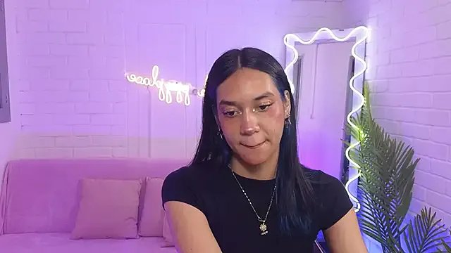 artemiss_tay — DILDO GLASS IN ASS