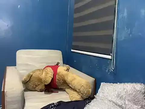 asian-doll on StripChat 