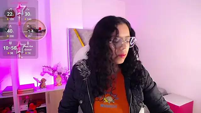 Freechat Aurora_Brownn on StripChat