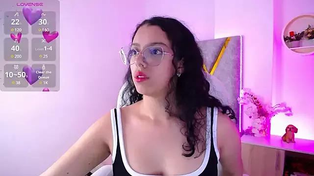 Freechat Aurora_Brownn on StripChat