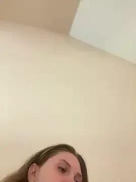 babyizzie on StripChat 