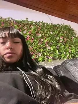 bonnie_18x on StripChat 