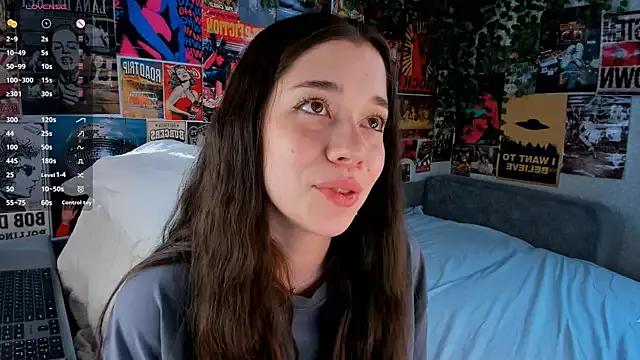 Butterflys1268 on StripChat 