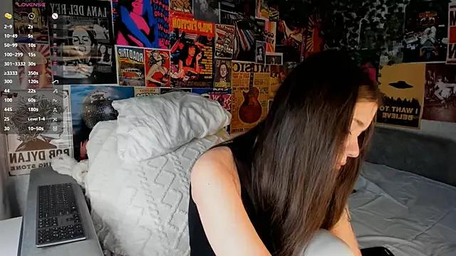 Butterflys1268 on StripChat 