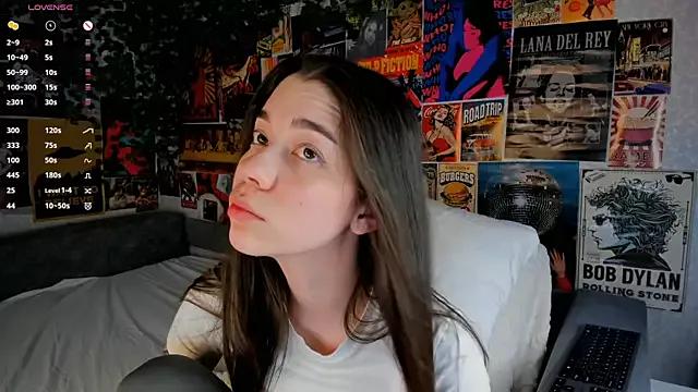 Butterflys1268 on StripChat 