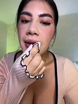 clarachanelricek — No stop bitch more squirtttt 