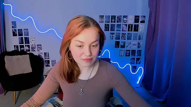 ellie_fire1 on StripChat 