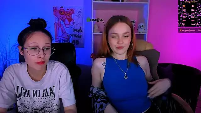 ellie_fire1 on StripChat 