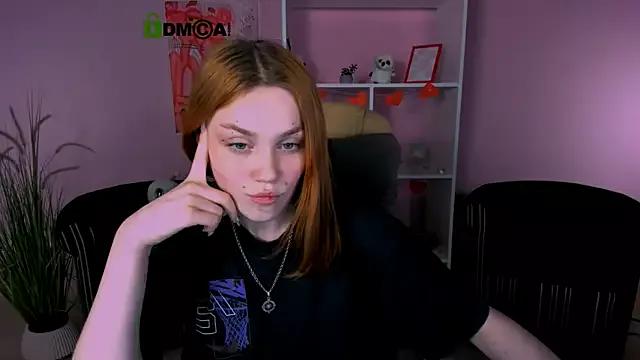 ellie_fire1 on StripChat 