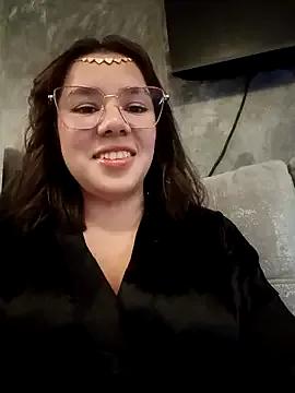EmmaSulivan on StripChat 