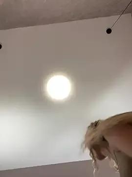 Freechat Eva_Ryen on StripChat