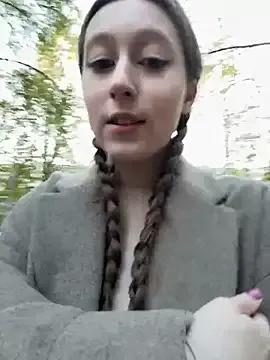 FroggyAnna — happy to see u back