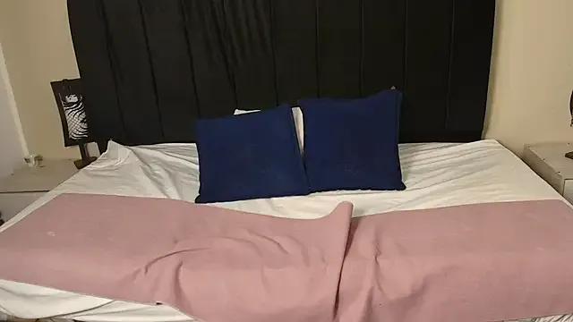 GabySweett_ — whip my ass in 4