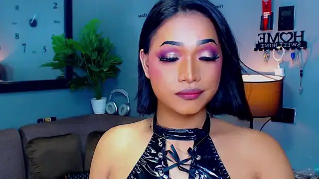 StripChat GwennGoddess is Freechat GwennGoddess — Lets CUM Over Here