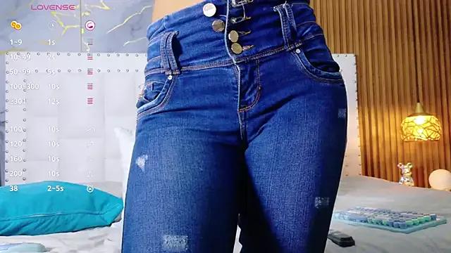 indianschoolgirl on StripChat 