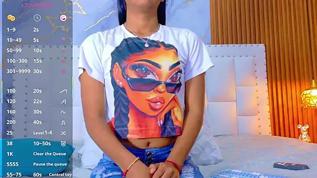 indianschoolgirl on StripChat