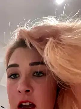 Itzz_lolareign — Top fully off 