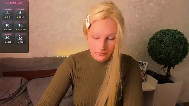 Kleo_Godde — show 23 cm dick
