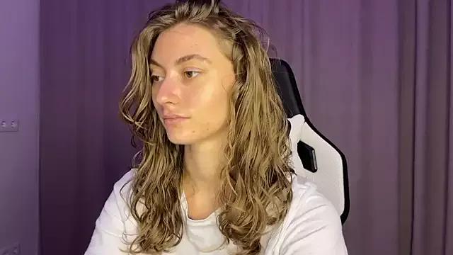 Freechat lady_curls on StripChat