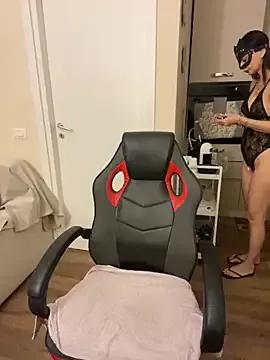 ladymask_2023 — Nuda