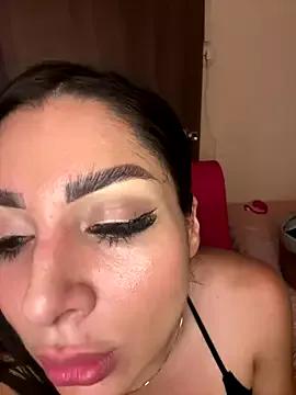 laemmarouse — PLAY WITH MY PUSSY+ SQUIRT EVERYWHERE