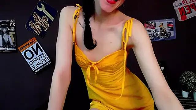 LanaTey on StripChat 