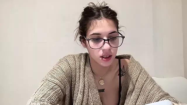 Freechat Lolykush on StripChat