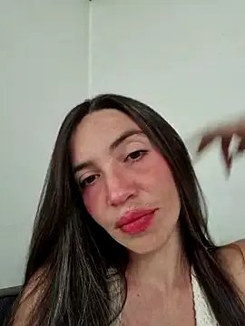 loveuu-bae — show booty <3