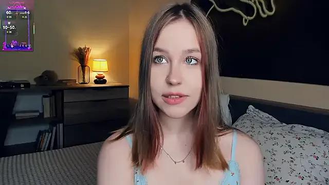 StripChat MaliaBourraine is Freechat MaliaBourraine — Funny faces