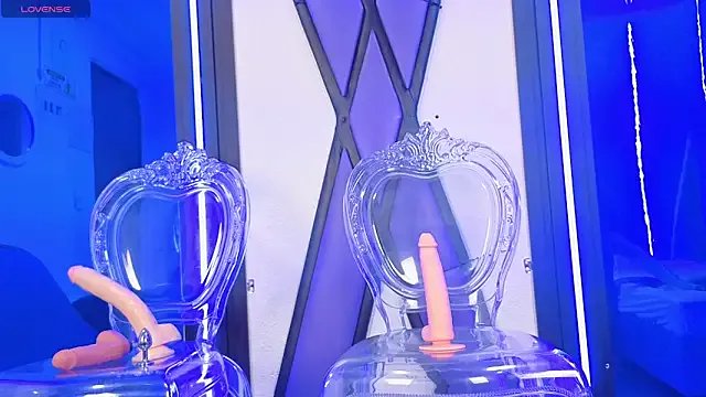 Malory_Cortez — game with 4.5cm dildo