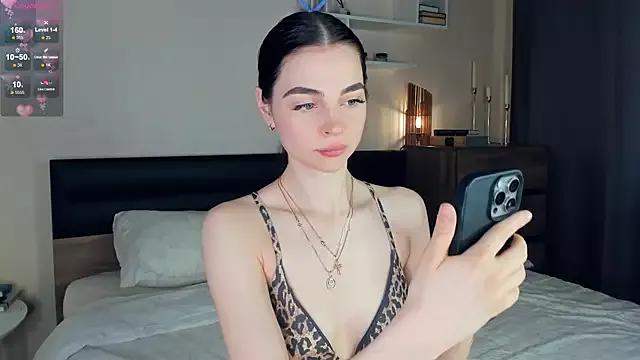 Freechat MaryJacksoon on StripChat