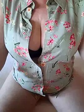 Freechat Mature_hot_mom on StripChat