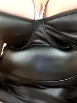 Mature_hot_mom