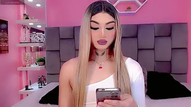 Miacuteee —  3 FINGERS IN THE ASS 