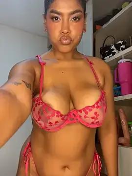 miiabrown18 — Play clict