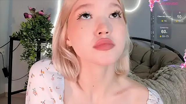 milli_sun_ — Two fingers in pussy