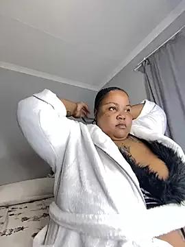 Freechat MissLola27 on StripChat