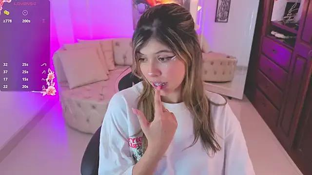 NATAASHA___ — DILDO TIME IN MY PUSSYYY
