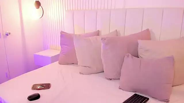 natali_henao on StripChat 