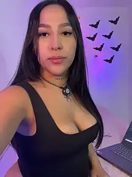 Nerobasta_ — candle wax show on tits