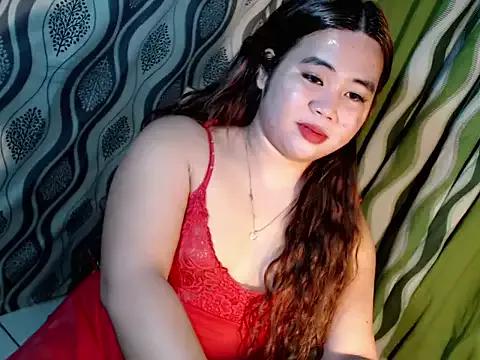 queen_staceyy on StripChat 