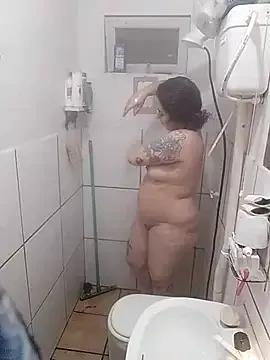 Queenyyy — Paint my body naked
